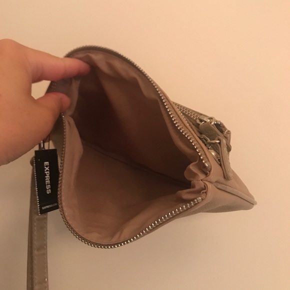 EXPRESS Wristlet - Picture 3 of 3